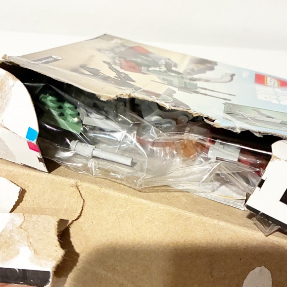 Lego Boba Fett's Starship Microfighter 75344 Star Wars Minifigure Building Set - Picture 3 of 3